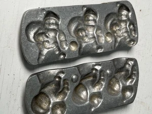 RARE Antique Christmas Santas 3 Small In  Pewter Chocolate Candy Ice Cream Mold - Picture 1 of 4