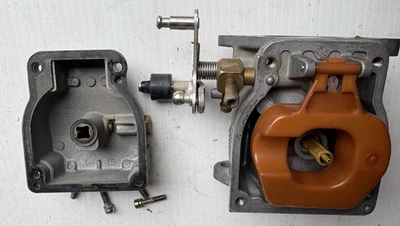 Mercury Mariner 70 75 80 90 HP 3-Cyl Center Carb Carburetor WME-15 WME-19 3301-9 - Image 1 of 4