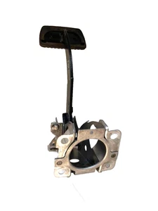 2007 SUBARU FORESTER Wagon Automatic Transmission Brake Gas Pedal - Picture 1 of 14