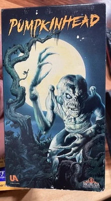 RARE Pumpkinhead Vintage 1988 VHS MGM/UA Home Video Horror Movie TAPE - Image 1 of 3