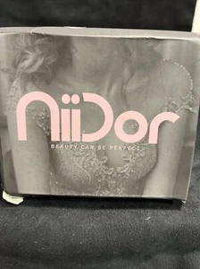Niidor Fabric Strapless Adhesive Bra Size A - Picture 1 of 2
