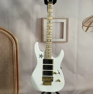 Custom Jersey Star E-Gitarre Alpinweiß Tremolo Brücke H-H-H Tonabnehmer - Bild 1 von 10