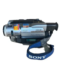 Sony Handycam CCD-TRV310 Digital-8 Camcorder Hi-8 - All Tested and Working - Picture 1 of 20