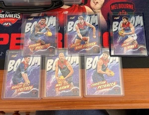 2025 AFL SELECT HOBBY BOOM MELBOURNE DEMONS TEAM SET 6 CARDS TOTAL π₯ - Picture 1 of 1
