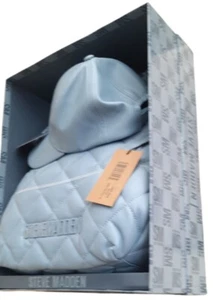 Steve Madden light Blue Lg Hobo Bag & Cap Faux Leather Boxed Gift Set - Picture 1 of 17