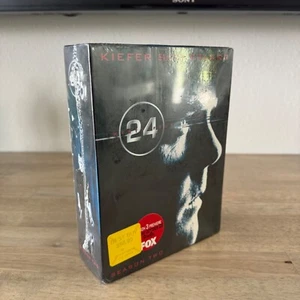 24 Complete Season 2 DVD Box Set Kiefer Sutherland - New Sealed - Bild 1 von 3