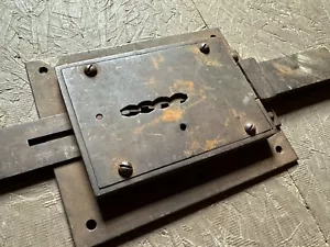Antique GIANT Colonial Iron Lock Mechanism Wrought 1800s 1700s 18th Industrial - Picture 1 of 9