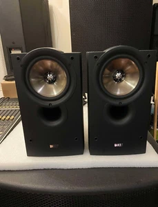 KEF iQ10 2-Wege Regallautsprecher [PAAR] - Bild 1 von 7