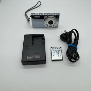 Olympus FE-4000 12 MP Compact Digital Camera w/ Battery & Charger *No XD Card* - Picture 1 of 12