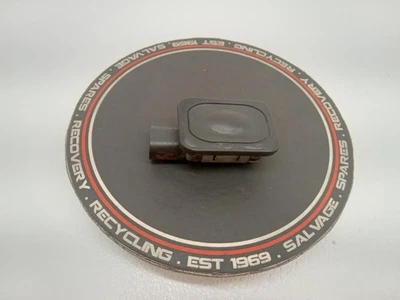 Maniglia/interruttore stivale Land Rover Range Rover Evoque 2021 L551 - Immagine 1 di 4