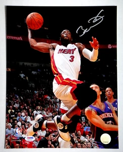 DWYANE WADE PSA/DNA SIGNED 11X14 PHOTOGRAPH MIAMI HEAT AUTOGRAPH BASKETBALL HOF. - Picture 1 of 3