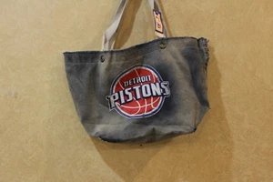 ¡NUEVO! NBA Detroit Pistons Bolso de Mano Bolso Cartera Motown Jeans Antiguados __R12C3 - Imagen 1 de 6
