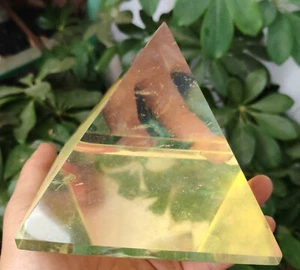 1160g 2.55lb CRISTAL DE CUARZO FUNDIDO AMARILLO BONITA PIRÁMIDE CURACIÓN 1 - Imagen 1 de 16
