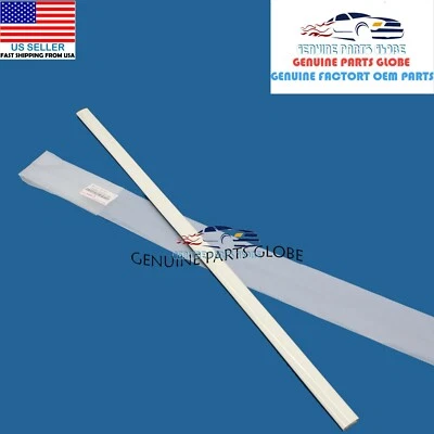 GENUINO FABRICANTE DE EQUIPOS ORIGINALES TOYOTA FJ CRUISER NO.3 TECHO CENTRAL MOLDEADO LATERAL POR GOTEO 75555-35030-A0 Foto 1 de 3