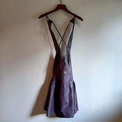 Mini Vestido Free People Cuero Vegano Talla Mediana Lavanda Corte Bajo Fiesta  Foto 1 de 4