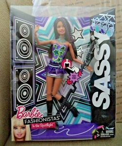 Barbie Fashionistas in the spotlight Sassy doll w1597 *NEW* - Picture 1 of 4