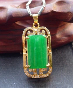 Genuine Green Jade Imitation Diamond Flower Cabochon 18KGP Pendant Necklace - Picture 1 of 7