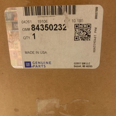 84350232 GM Inside Rear View Mirror New In Box  - Image 1 of 4