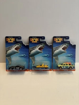 Matchbox Discovery Shark Week Lot Of 3 Tacoma, Corvette, Res-Q Waver - Image 1 of 4