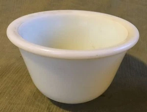 VIDRIO DE COCINA NATILLAS AMARILLAS Hamilton Beach CUENCO MEZCLADOR 4-1/4" X 6-1/2" de colección - Imagen 1 de 2