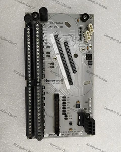Base de tarjeta CC-TDOB01 Honeywell usada 1 pieza a través de funcionalmente intacta - Imagen 1 de 2