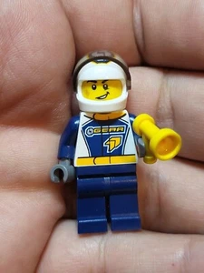 LEGO Race Car Drivers NASCAR Indy Formula 60256 Minifigure VGUC C16-4  - Picture 1 of 4