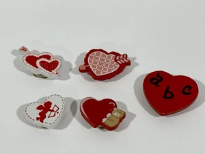 Lot of 5 Vintage Hand Painted Valentine’s Day / Love Themed Button Covers - Picture 1 of 5