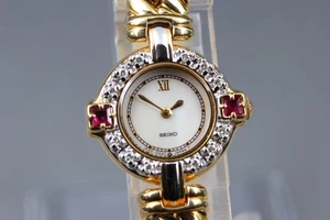[Fast neuwertig] Seiko Exceline 1F20-0B70 Diamant Rubin Shell Zifferblatt Quarz Damenuhr - Bild 1 von 11