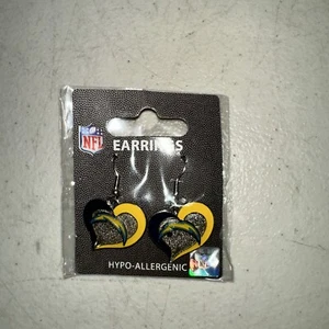 Los Angeles Chargers NFL Team Swirl Heart Earrings  - Picture 1 of 2