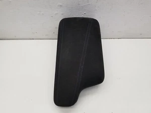 Infiniti Q30 2017 consola central reposabrazos OEM 969205DA2B - Imagen 1 de 9