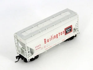 N-Scale Micro-Trains BURLINGTON ACF 2-Bay Covered Hopper CB&Q #183906 Knucks - Picture 1 of 3