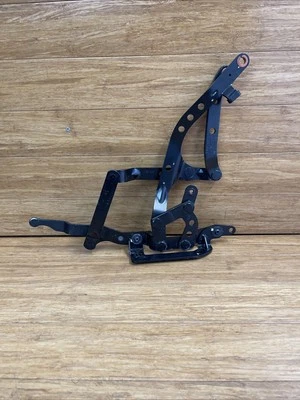 2011-2014 2015 Audi R8 Spyder Left OEM Convertible Roof Hinge Assembly Mount - Image 1 of 4
