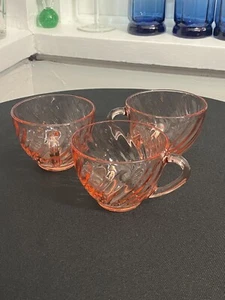 VTG Rosaline Pink Glass Swirl Tea Cups Arcoroc France Set of 3 - Bild 1 von 5