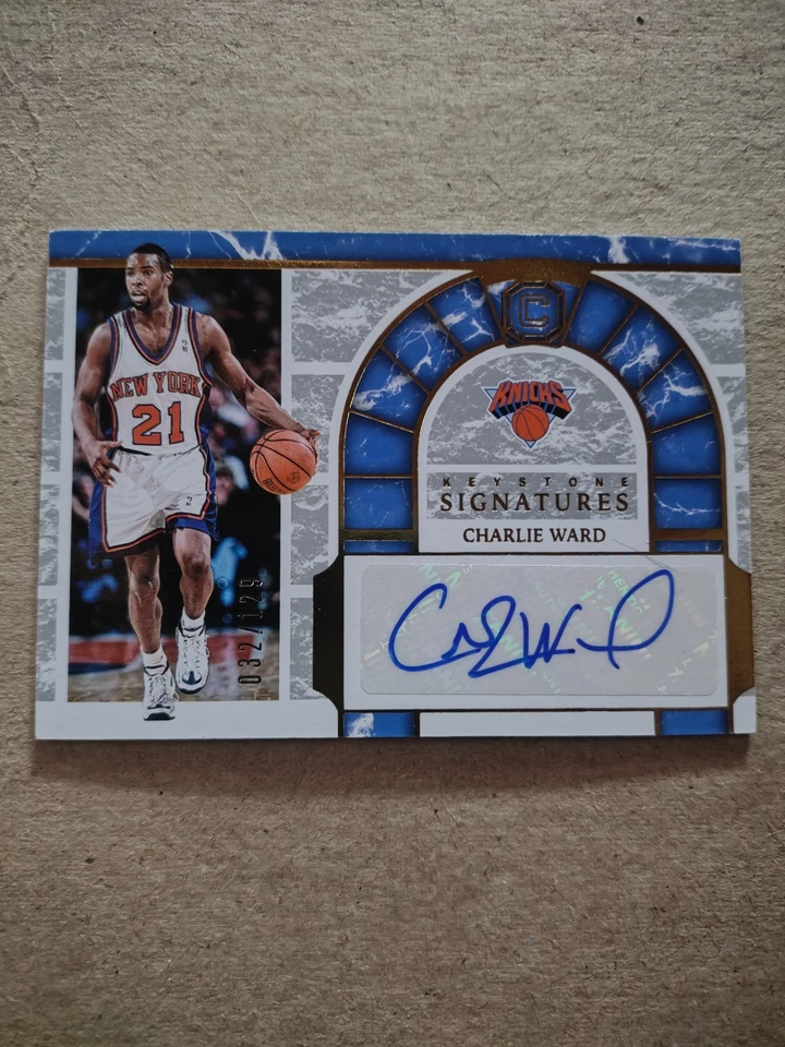 Autógrafo Panini Cornerstone Charlie Ward Knicks 2018-19 #'d 32/129 Foto 1 de 1