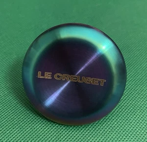 "Le Creuset 2,2"" 57 mm perilla grande de acero inoxidable iridiscente" - Imagen 1 de 5