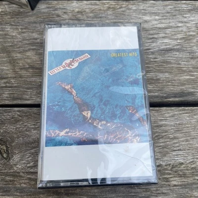 LITTLE RIVER BAND GREATEST HITS CASSETTE W/ "REMINISCING" LONESOME LOSER Sealed Foto 1 de 3