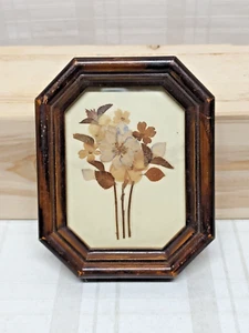 Vintage Framed Pressed Dried Flowers Handmade 5 1/2" x 4 1/2" Frame - Picture 1 of 17