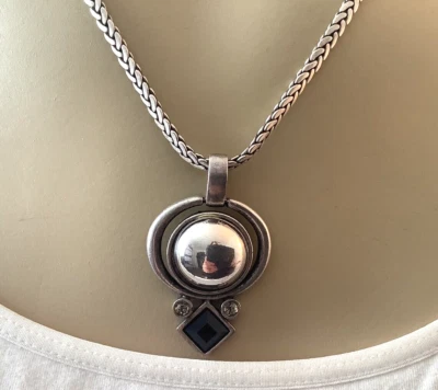 Collar Chico's Circle Art Deco Colgante Negro Estrás Tono Plata Mate 317 Foto 1 de 4