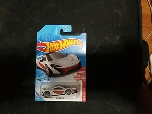 Hot Wheels 2020 Target Exclusive Red Edition Series 9/12 #149 McLaren P1 White - Picture 1 of 4