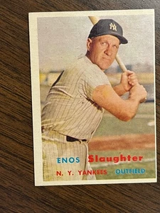 ENOS MACELLAZIONE 1957 Topps #215 New York Yankees - Foto 1 di 2