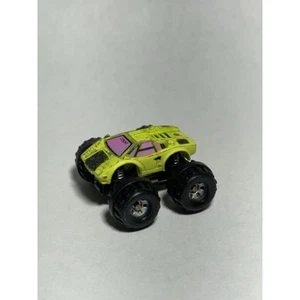Vintage 1987 Galoob Micro Machines Neon Lamborghini Count - Picture 1 of 10