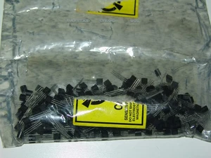 180pcs NS National Semiconductor LM2936Z-5 TO-92 5V Regulator NOS New Old Stock - Picture 1 of 2