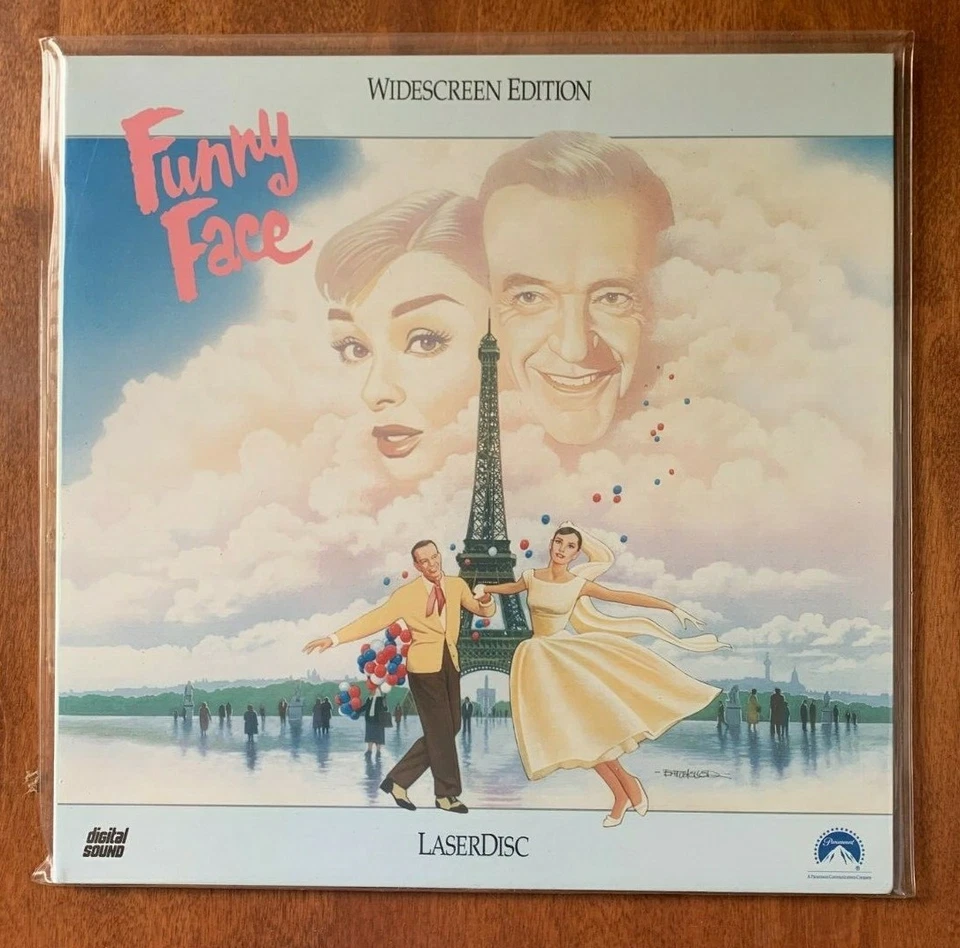 FUNNY FACE Widescreen Laserdisc Fred Astaire, Audrey Hepburn - Image 1 of 1