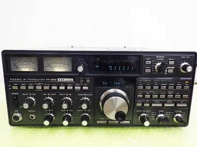 Yaesu FT-980 HF All Mode Transceiver 100W Top Sammlerzustand - Bild 1 von 4