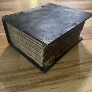 Diesel Power United Engineering School Wood Bound Mechanical Book 1934 RARE! - Picture 1 of 24