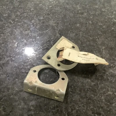 Nos 1957- Ford Ranch Wagon Ranchero SD Rear Tag Bracket  B7A-13423-A - Image 1 of 3