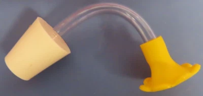 Alimentador de colibríes de lujo con extremo floral amarillo y tubo 1 pieza nuevo Foto 1 de 3