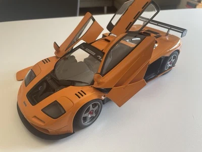 McLaren F1 Lm Autoart 1:18 76011 - Immagine 1 di 4
