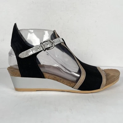 Sandalias de cuña Naot Fiona para mujer talla 39 negras gamuza cómodas hebilla zapatos informales Foto 1 de 4