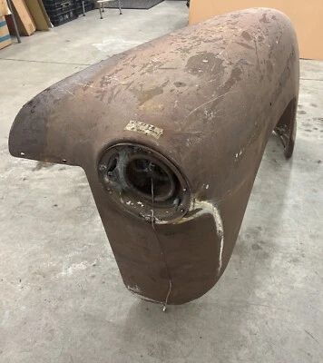 Chevrolet GMC Truck 1947-1953 guardabarros delantero derecho 44 Foto 1 de 4